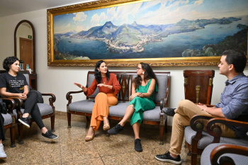 Professora Marina Castro é recebida pelo prefeito e pela secretária de Educação