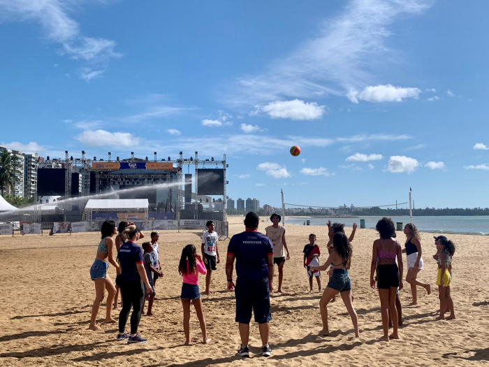 Semana inicia com atividades para as crianças na Arena Verão 2024