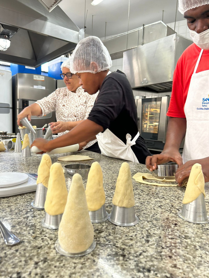 Usuários do Centro Pop concluem curso de pizzaiolo