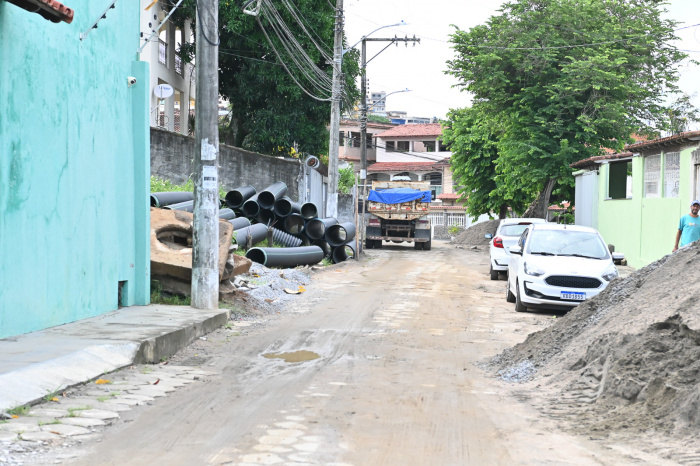 Assinatura Ordem de Serviço Derenagem e Pavimentação da Rua Aurea Andrade Cypreste Bairro Santa Tereza