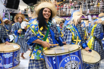 Carnaval: Império de Fátima