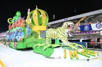 Carnaval: Império de Fátima