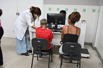 Abertura das salas de Hidratação no tratamento contra a Dengue - Unidade de Saúde do bairro Conquist