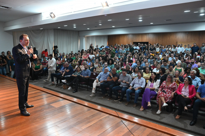 Anúncio do Aumento dos Servidores