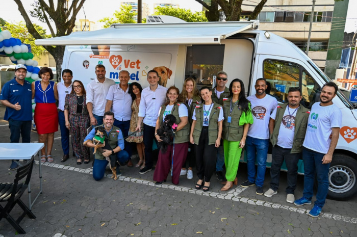 PMV lança Vetmóvel para atendimento itinerante a cães e gatos da capital