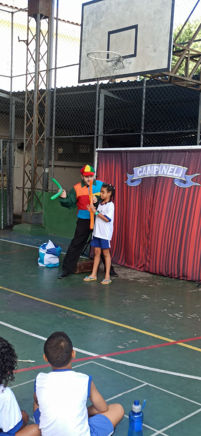 Dia do Circo na Emef Marieta Escobar