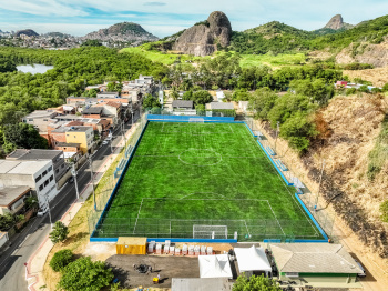 Entrega do Campo de Grama Sintética do Bairro Resistência