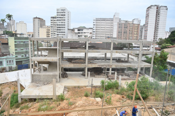 Obra de construção da EMEF São Vicente de Paulo no Moscoso