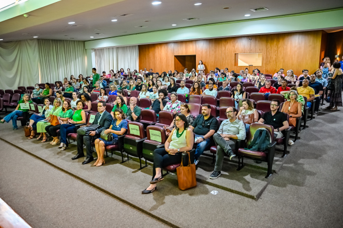 Seminário Abril Verde - Saúde Mental e Assistência ao Trabalhador