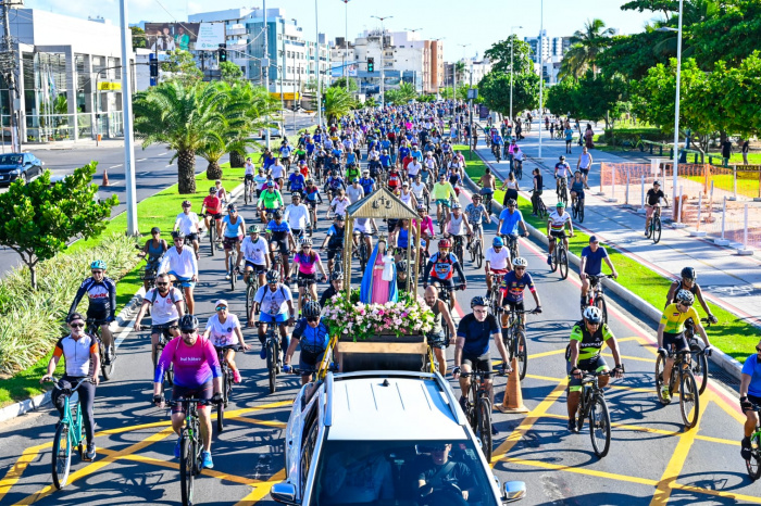 A Romaria dos Ciclistas percorreu toda a extensão da orla de Camburi