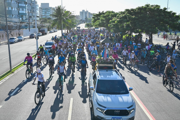 A saída foi no Viaduto Aracelli, em Vitória, destino Vila Velha