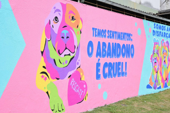 Inauguração do Mural Amor de Quatro Patas