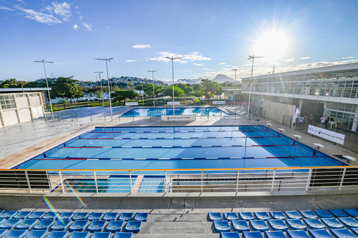 Piscinas do Centro Esportivo Tancredo de Almeida Neves (Tancredão) reformadas