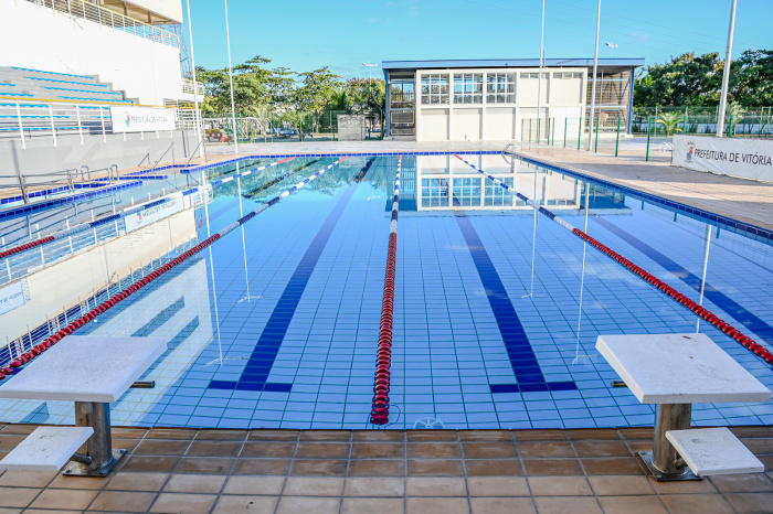 Piscinas do Centro Esportivo Tancredo de Almeida Neves (Tancredão) reformadas