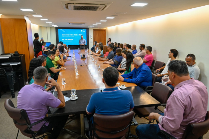 Sanção de Lei extingue Cargos Comissionados e economiza R$100 milhões