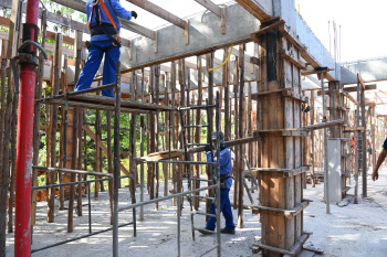 Visita as Obras da EMEF Irmã Jacinta no Romão