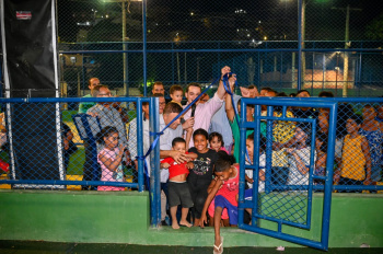 Bairro Mário Cypreste comemora entrega de novo Parque Kids para a criançada