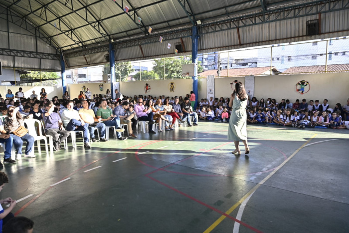 Ordem de serviço para reforma e revitalização da Emef Elzira Vivacqua