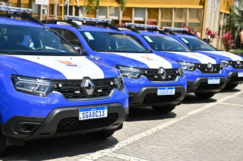 Entrega de 25 novas viaturas da Guarda Municipal