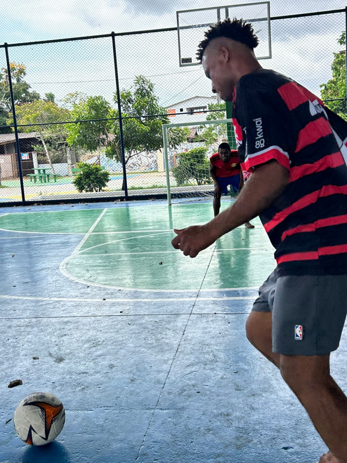 José Uelton usuário do Centro POP se prepara para a Copa Pop