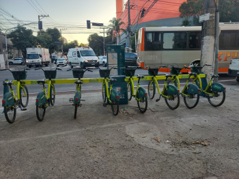 Estação 35 do Bike Vitória na Reta da Penha