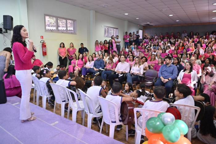 Educação celebra Dia do Professor e do Servidor Público com homenagem e reconhecimento