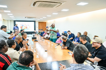 Reunião com carnavalescos e representantes da Liesge