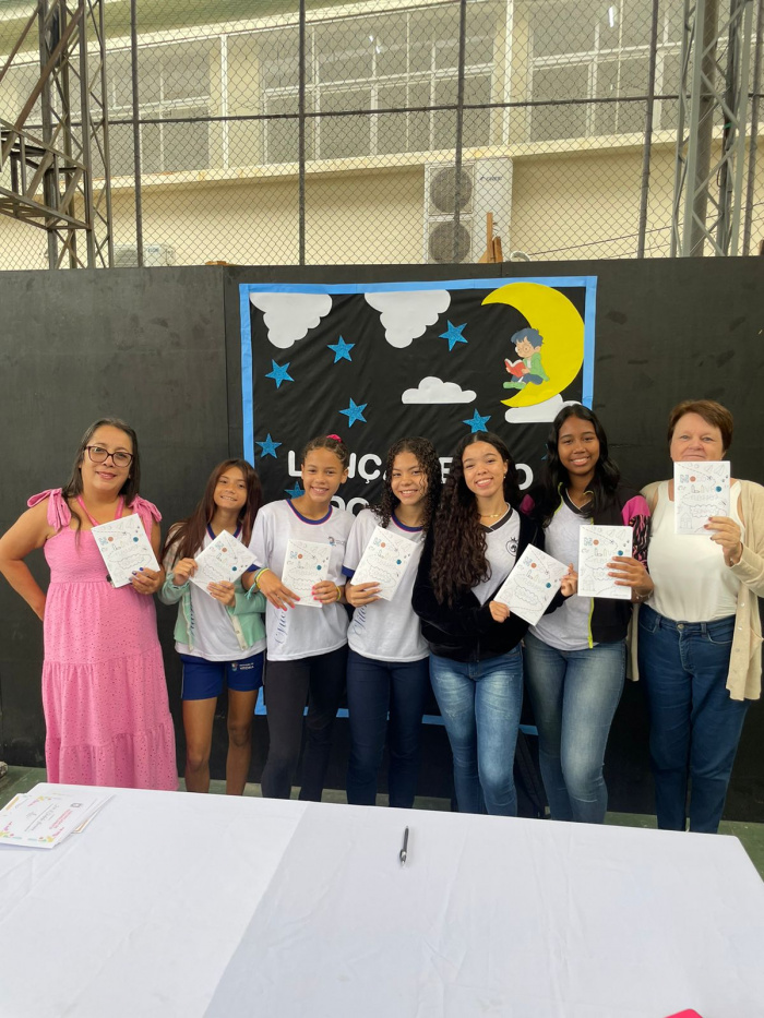 Estudantes da Emef Marieta Escobar escrevem livro sobre sonhos e projetos de vida