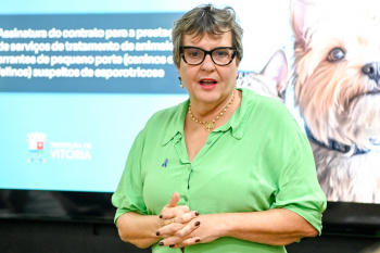 Assinatura do contrato para a prestação de serviços de tratamento de animais errantes de pequeno por