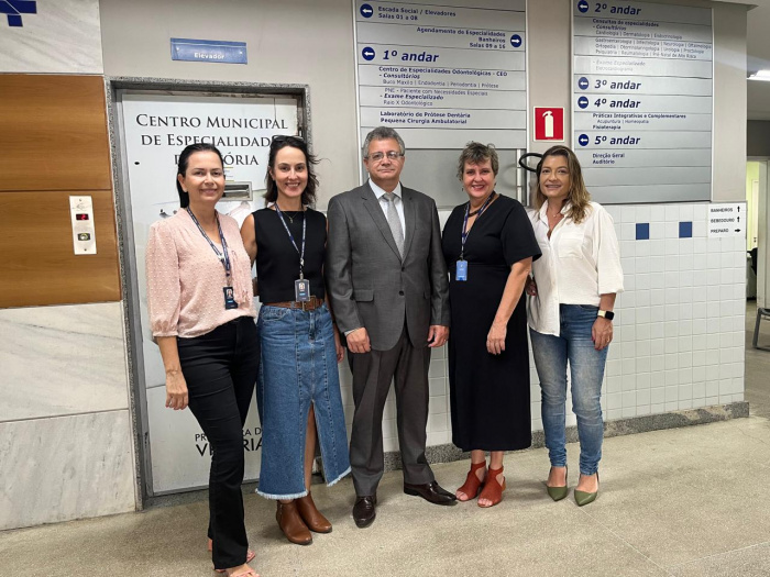 Visita do MPES ao Centro de Especialidades