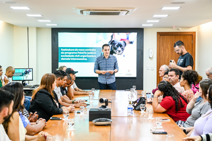 Assinatura do novo contrato do PataVix! Acolhimento e tratamento de animais em risco