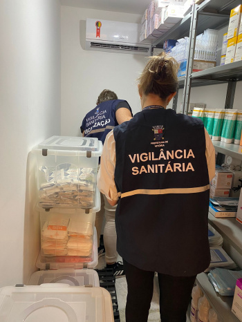 Vigilância Sanitária de Vitória realiza ação de fiscalização em clínica de estética