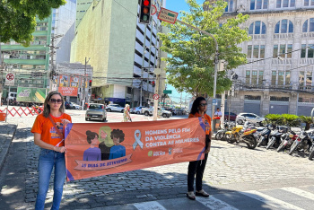 Dia do Laço Branco: : ação promove a conscientização pelo fim da violência contra a mulher