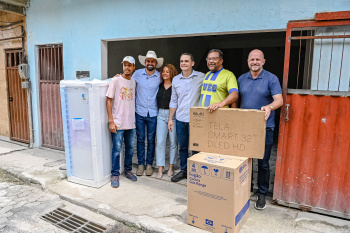 Entrega do Bônus Moradia sr. Aristeu