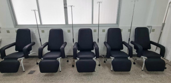 Sala de hidratação no PA São Pedro para pacientes com suspeita de dengue