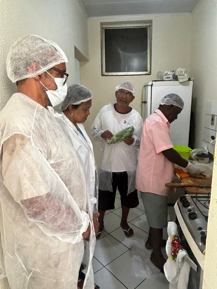 Cozinha Prática: acolhidos em abrigos de Vitória que serão domiciliados aprendem a cozinhar