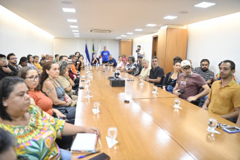 Lei Rubem Braga: assinatura de termos de incentivo injeta R$ 2,33 milhões no setor cultural