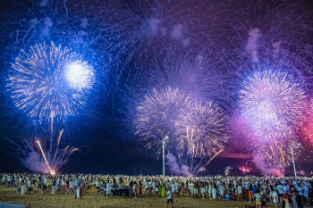 Queima de fogos em Camburi
