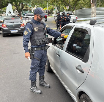 Guarda Municipal realiza teste do bafômetro