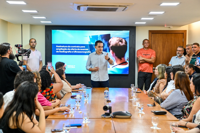 Assinatura do contrato para ampliação da oferta de exames de Radiografia e Ultrassonografia
