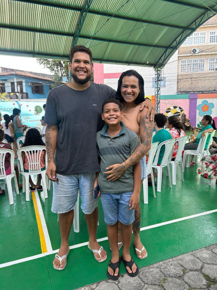 Natália e família no Cajun Sólon Borges