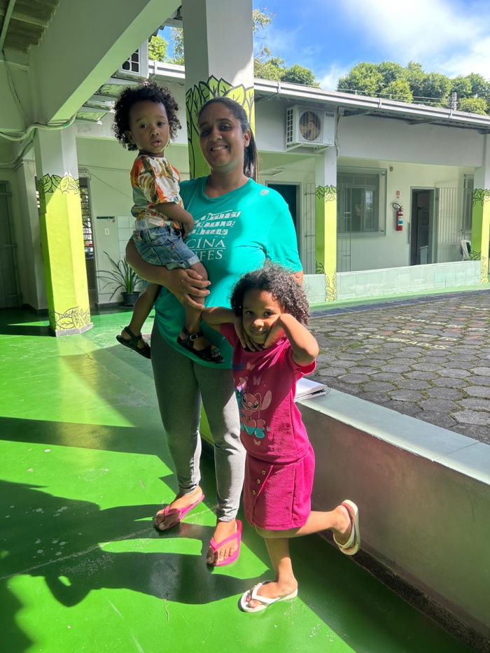 Danielle com os filhos