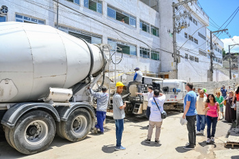 Contretagem da Quadra da EMEF Paulo Roberto no Morro São Benedito