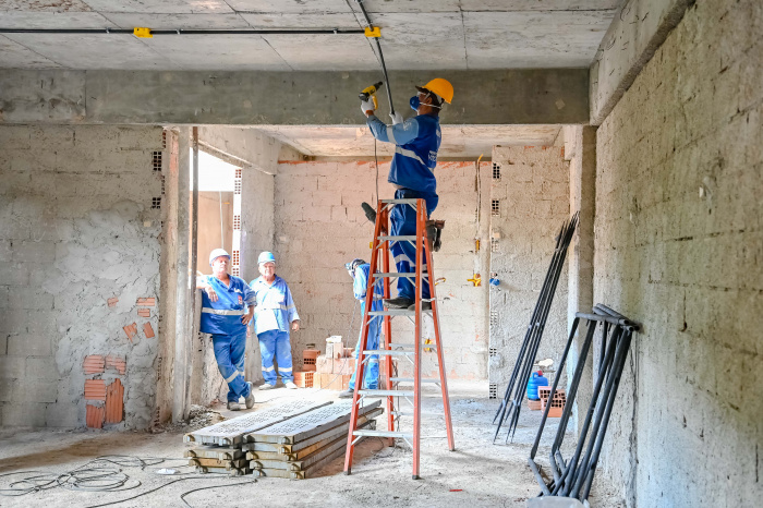 Visita nas Obras do CRAS e US do Bairro Grande Vitória