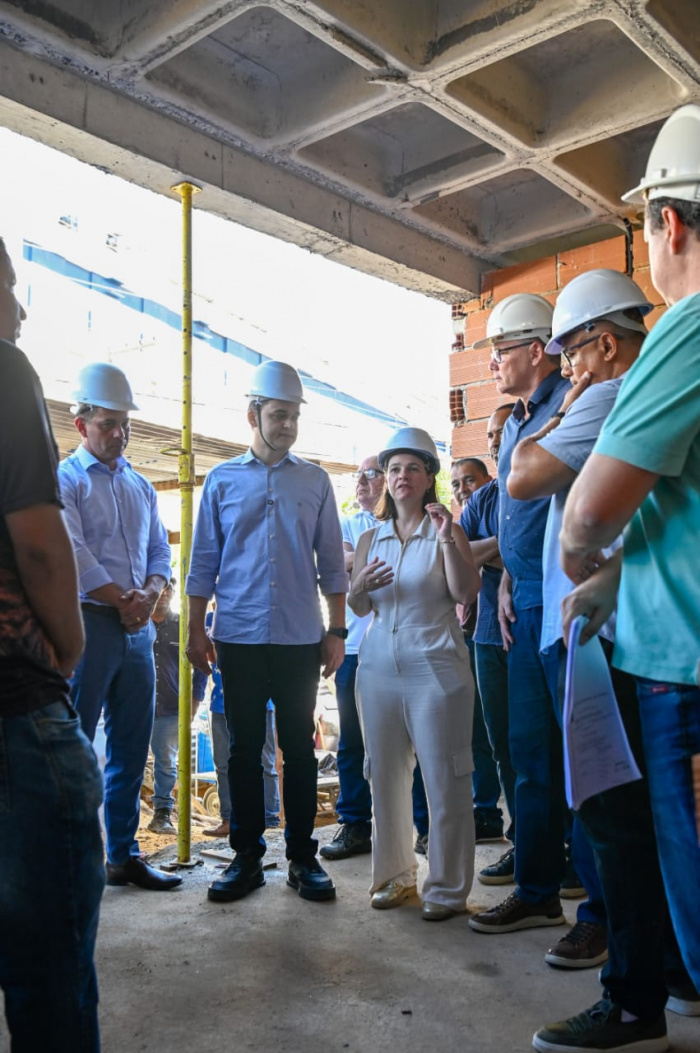 Visita às obras do novo Centro Especializado de Assistência Social de Maruípe