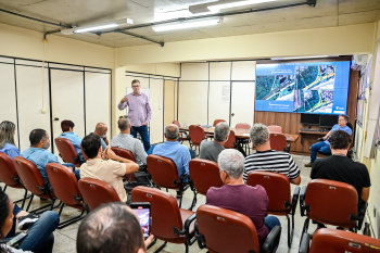 Reunião sobre Mergulhão de Camburi