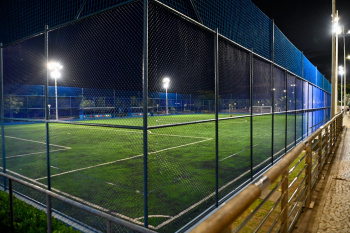Entrega da reforma do campo de futebol do Atlântica Parque