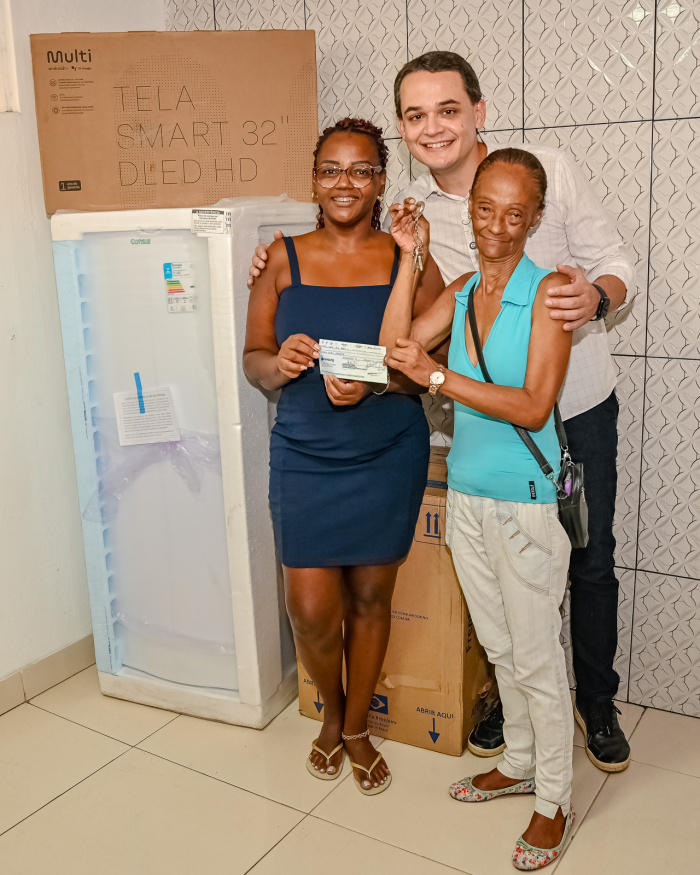 Entrega do Bônus Moradia no Bairro Romão