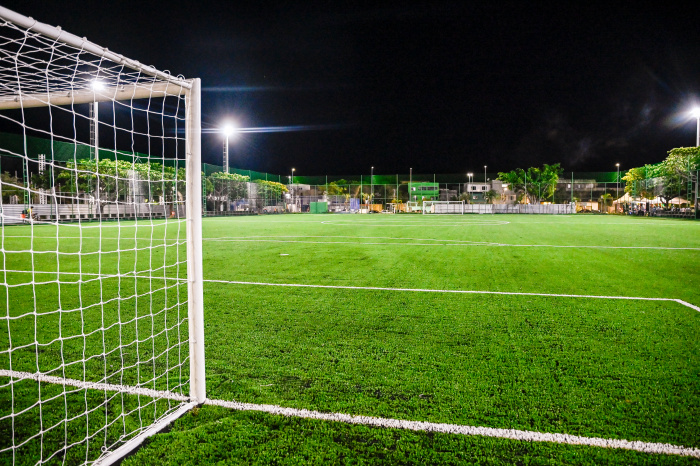 Entrega da Reforma do Campo do Hi-Fi