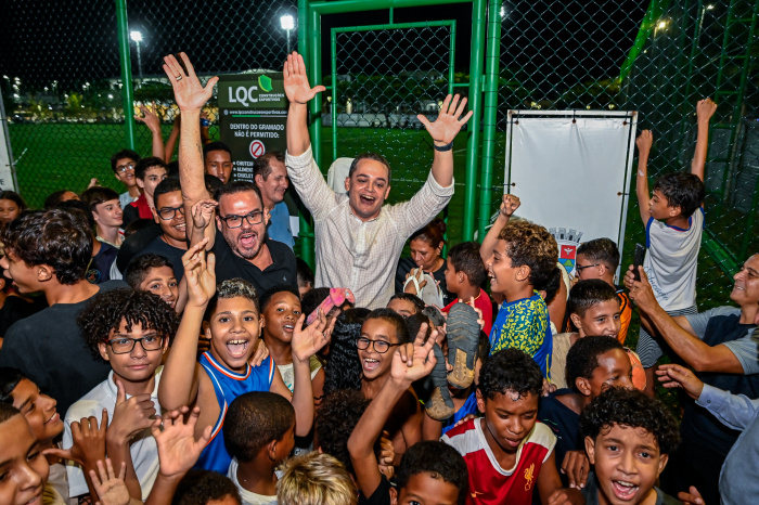 Entrega da Reforma do Campo do Hi-Fi